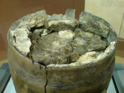 Figure 2. A keg of bog butter, thought to be from early Medieval times (around AD 1000), on display at the Cork Butter Museum.